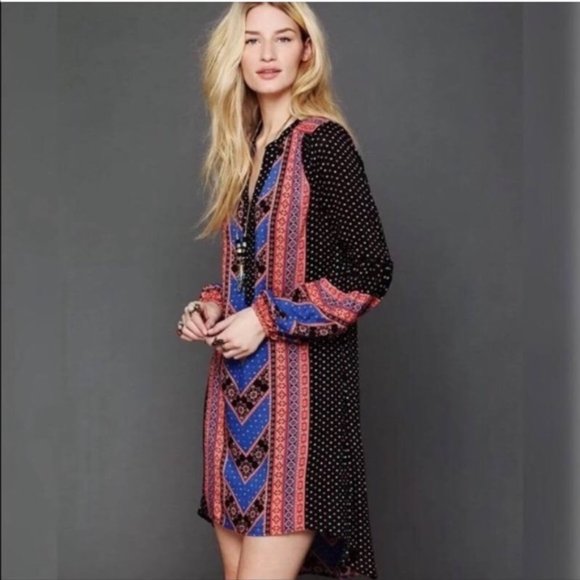 Free People Dresses & Skirts - 🍒HP🍒 Free People Peacemaker Hi-Lo Dress